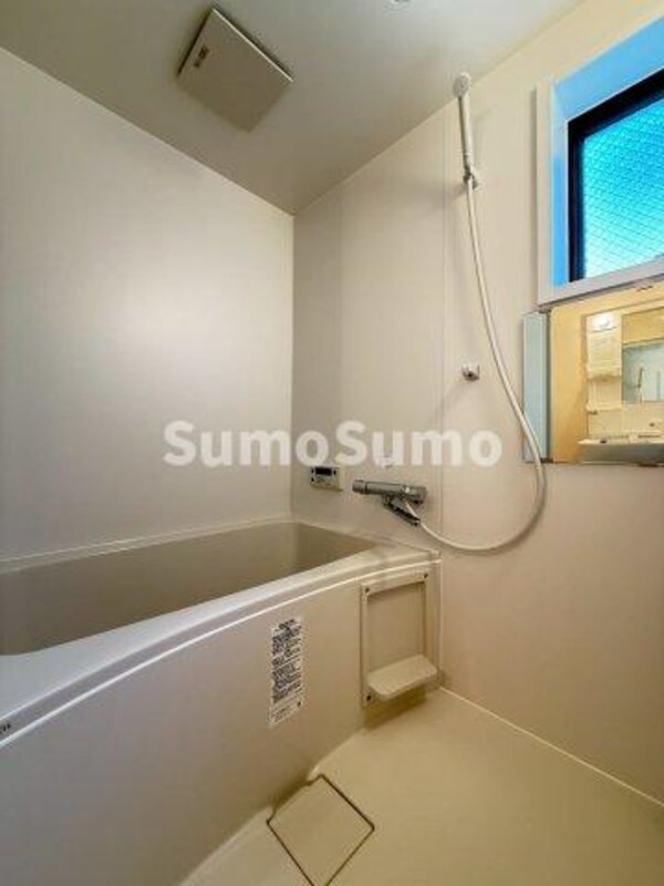 浴室(きれいなお風呂です)