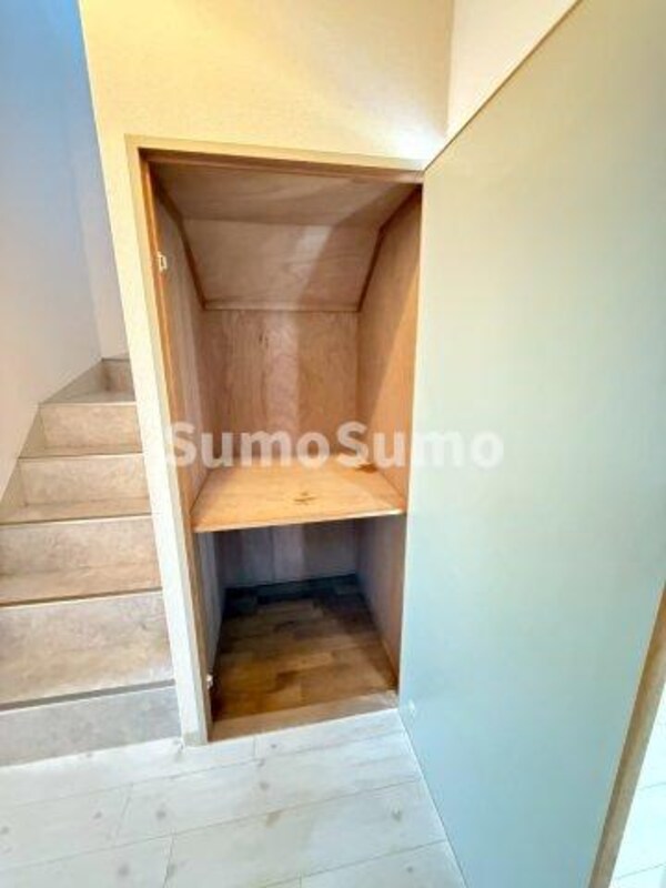 収納(たっぷりとした収納スペースです)