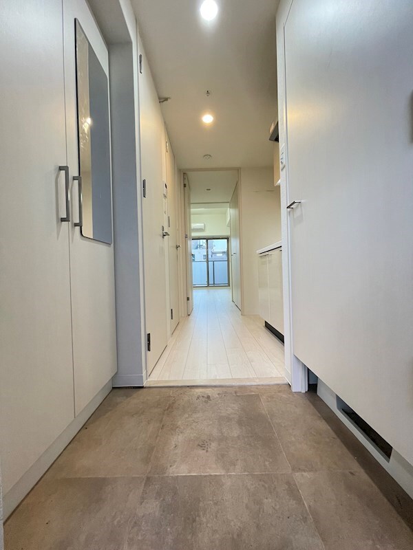 物件内観写真4　(毎日通る玄関はこちらです)