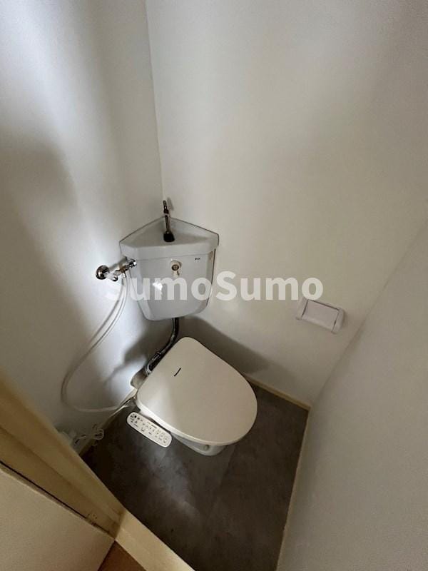 トイレ(シンプルで使いやすいトイレです)