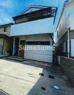 物件外観写真1　(きれいな外観です)