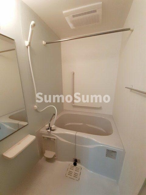 物件内観写真7　(ゆったり過ごせるお風呂です)