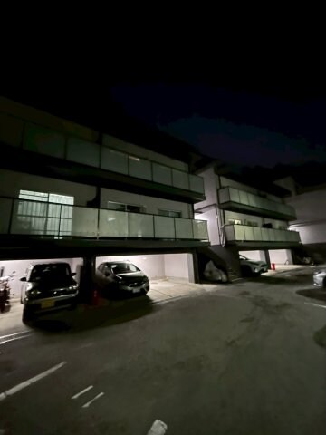 物件外観写真2　(駐車場です)