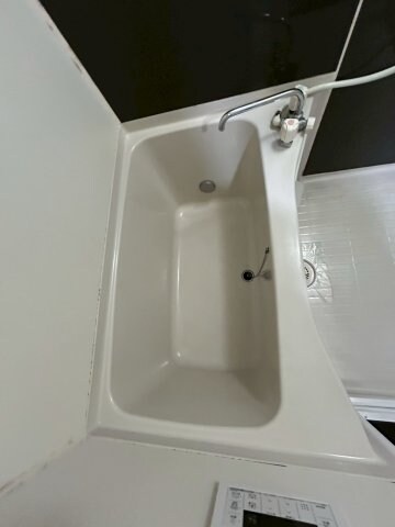 物件内観写真28　(日々の疲れを癒すお風呂付です)