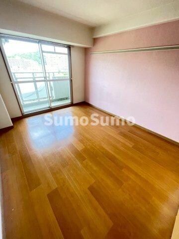 物件内観写真19　(ゆったり過ごせる居間です)