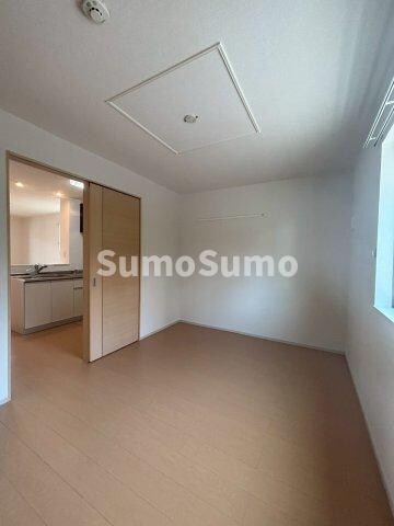 物件内観写真23　(ゆったりとしたリビングです)