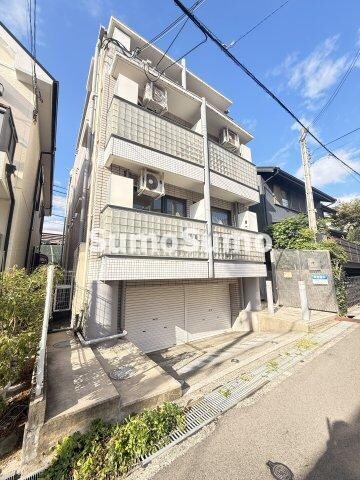 物件外観写真1　(外観もきれいです)