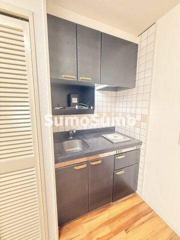 物件内観写真14　(コンパクトなキッチンで掃除もラクラク)