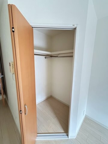 物件内観写真13　(便利な収納スペースです)