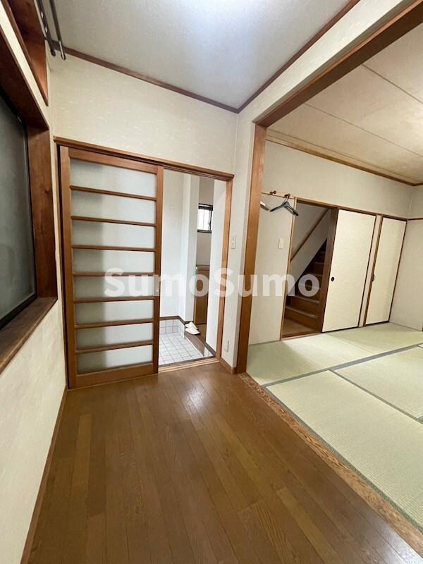 内装他(内装は落ち着いています)