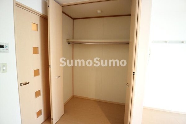 収納(こまごまとしたものを収納できそうですね)