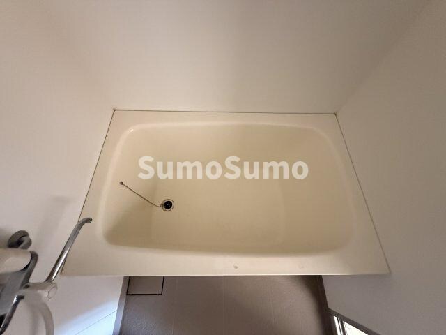 物件内観写真16　(日々の疲れを癒すお風呂付です)