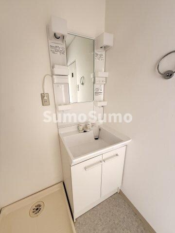 物件内観写真19　(脱衣スペースもあります)