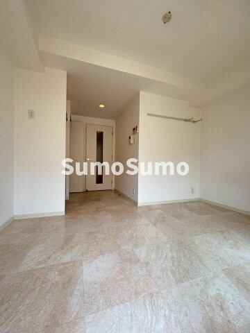 物件内観写真6　(リビングです)