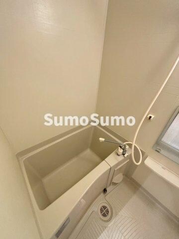 物件内観写真10　(落ち着いた空間のお風呂です)