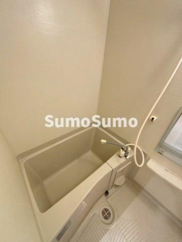 浴室(落ち着いた空間のお風呂です)