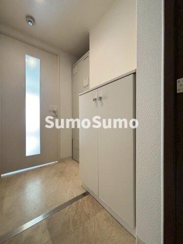 物件内観写真16　(たっぷりとした収納スペースです)