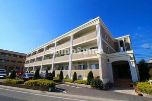 リシアンサス　ポピー外観写真