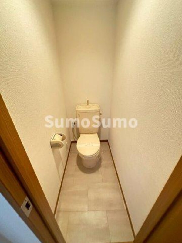 トイレ(コンパクトで使いやすいトイレです)