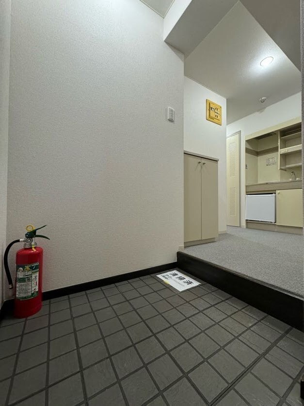 物件内観写真3　(玄関です)