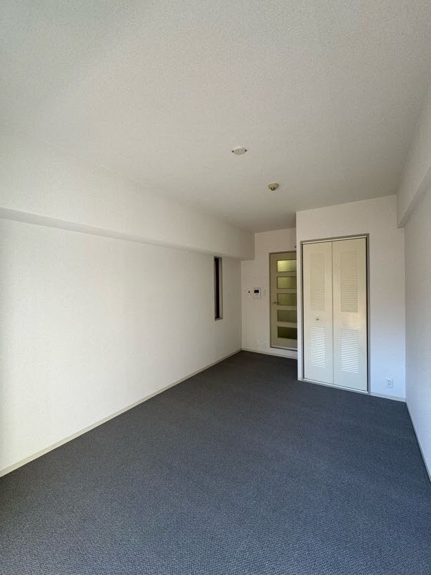 物件内観写真16　(おしゃれな居間です)