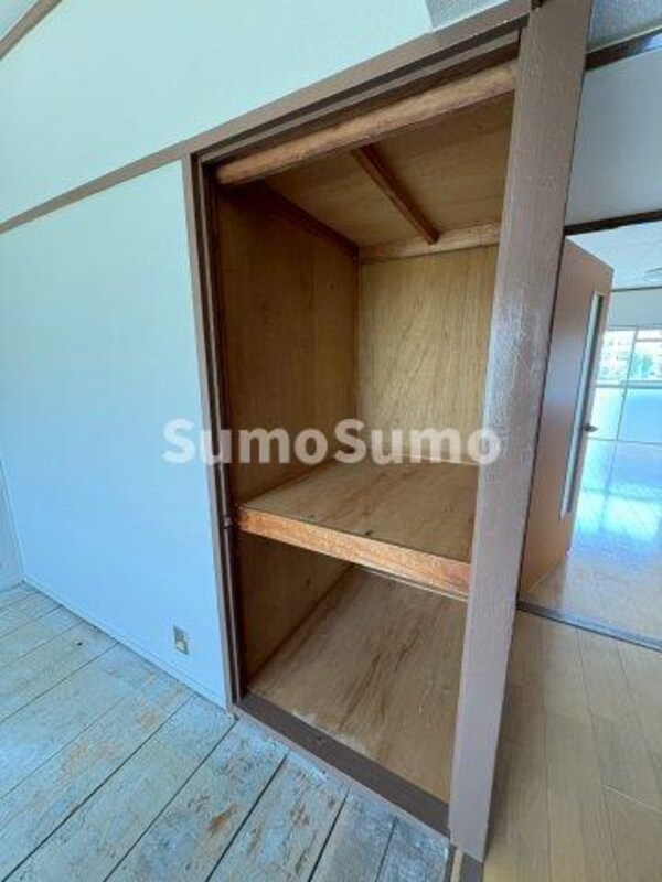 収納(便利な収納スペースです)