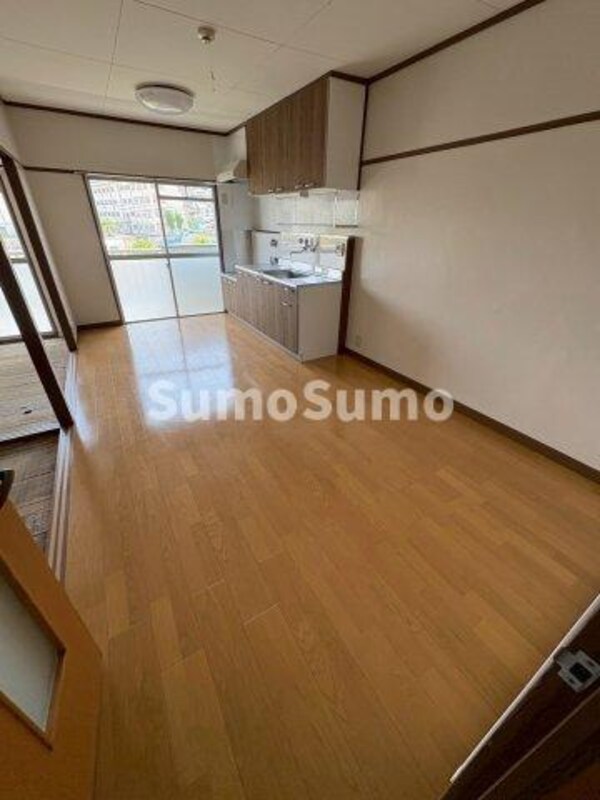 居室(ゆったりとしたリビングです)