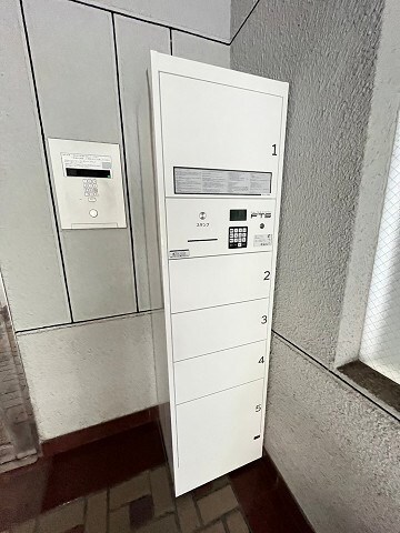 物件内観写真22　(便利な宅配ボックス完備♪)