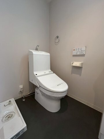 物件内観写真18　(トイレです)