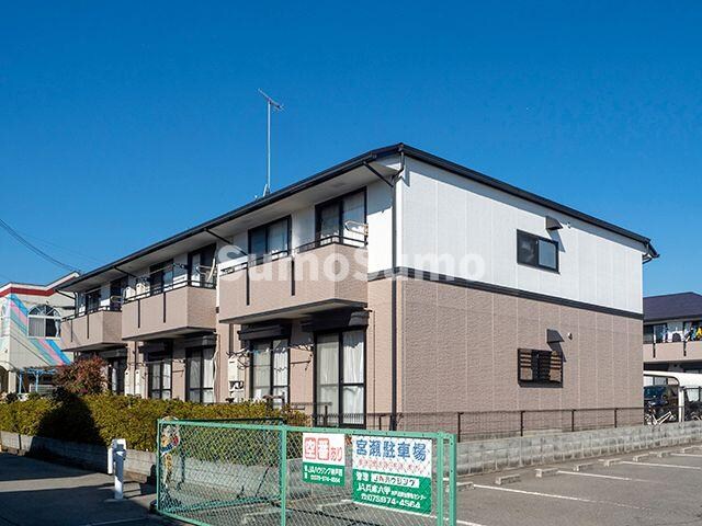 物件外観写真1　(外観もきれいです)