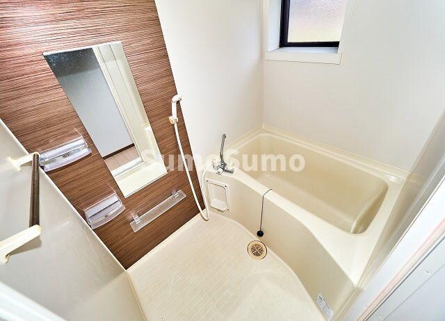 物件内観写真8　(ゆったり過ごせるお風呂です)