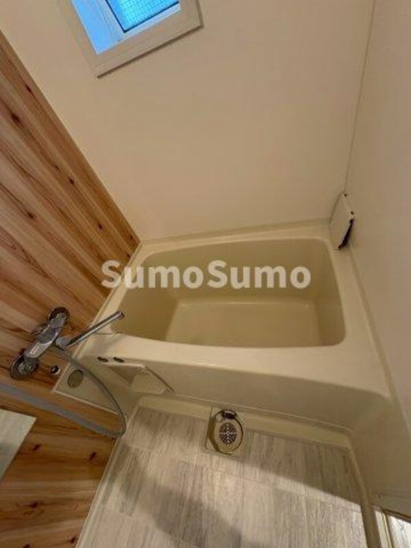 浴室(きれいなお風呂です)