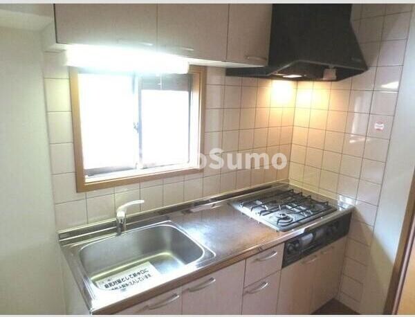 物件内観写真6　(きれいなキッチンです)