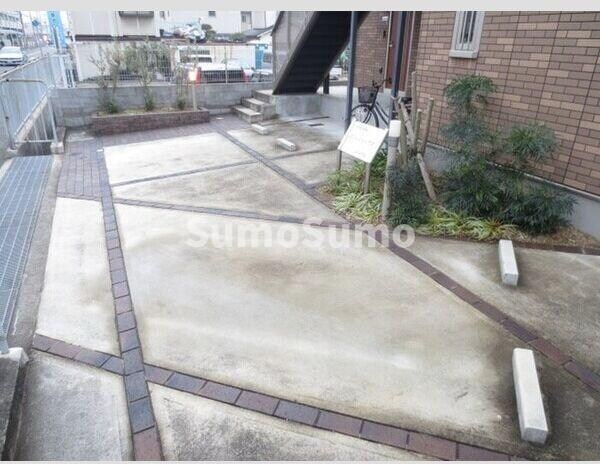 駐車場(駐車スペースもあります)
