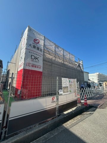 物件外観写真1　(外観もきれいです)