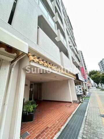 物件外観写真2　(建物の内部です)