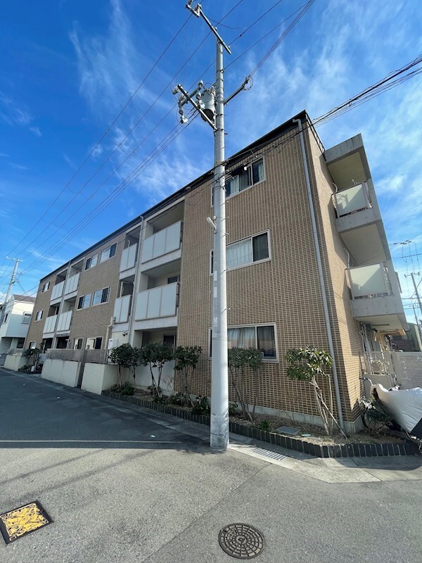 外観(落ち着いた雰囲気の外観です)