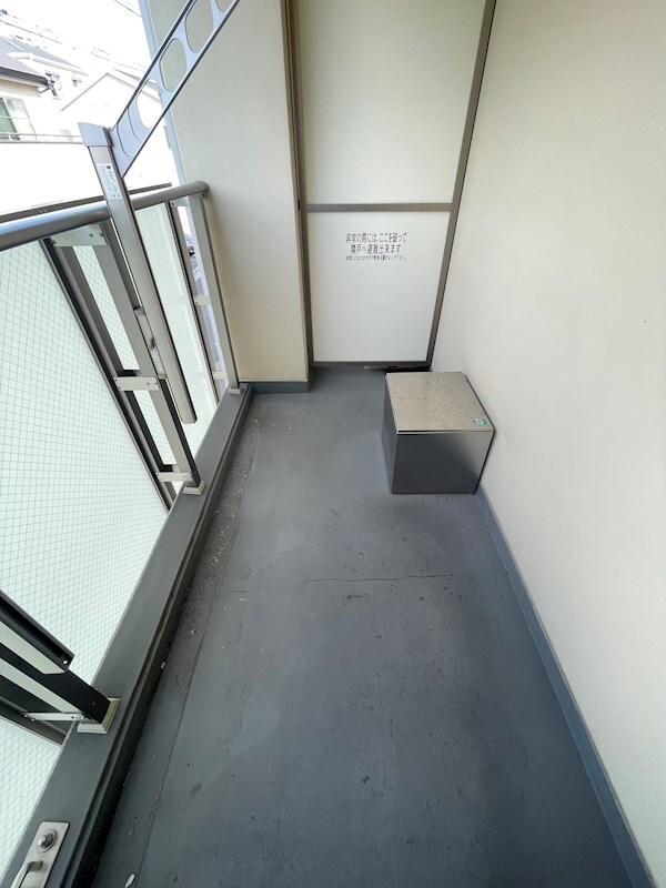 バルコニー(お洗濯にも便利なバルコニー付き)