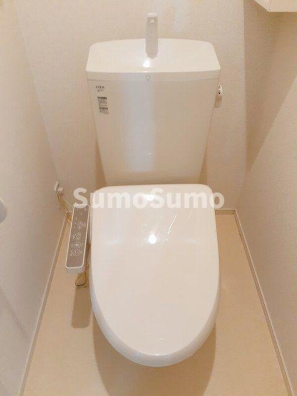 トイレ(シンプルで使いやすいトイレです)