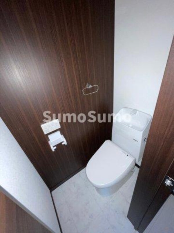 トイレ(シンプルで使いやすいトイレです)