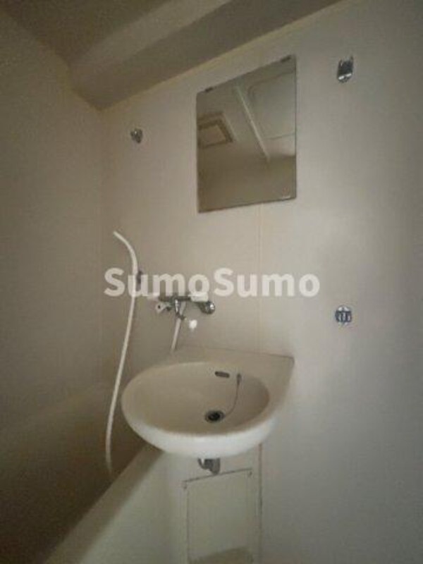 独立洗面台(朝の支度にも助かる、独立の洗髪洗面化粧台)