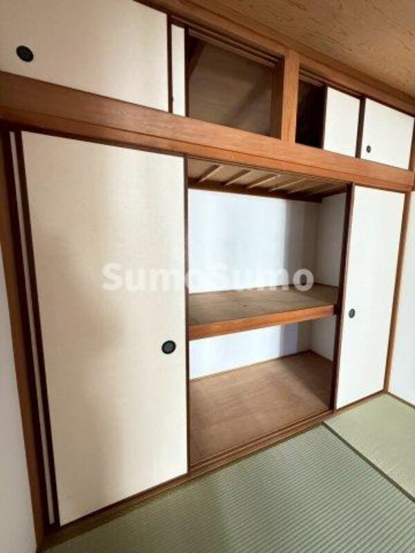 収納(便利な収納スペースです)