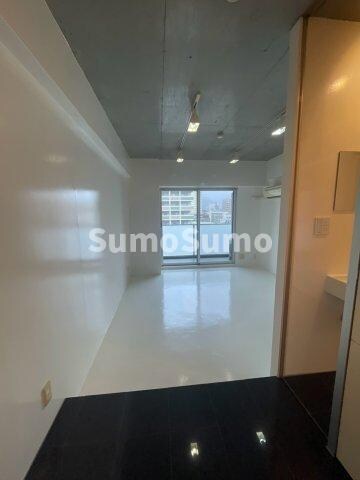 物件内観写真17　(ゆったり過ごせる居間です)