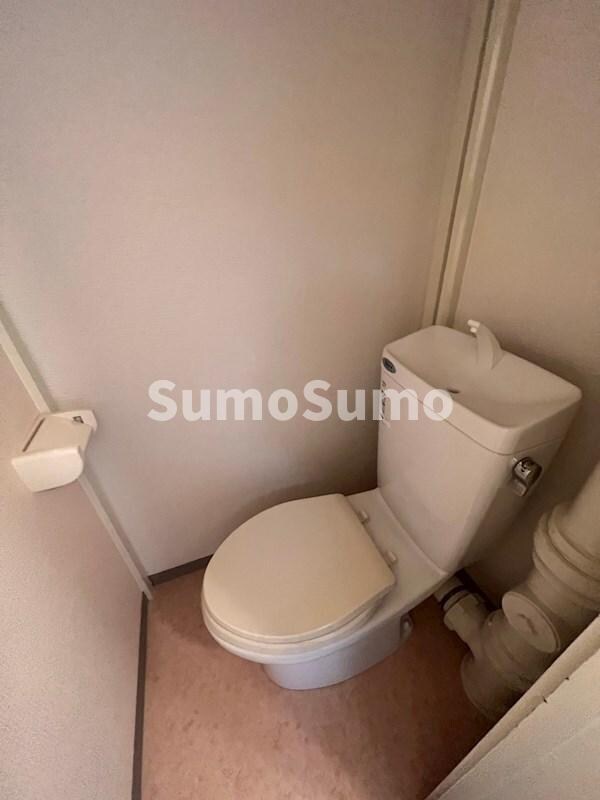 トイレ(シンプルで使いやすいトイレです)