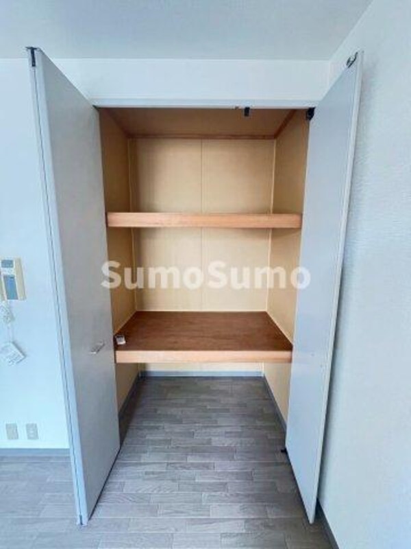 収納