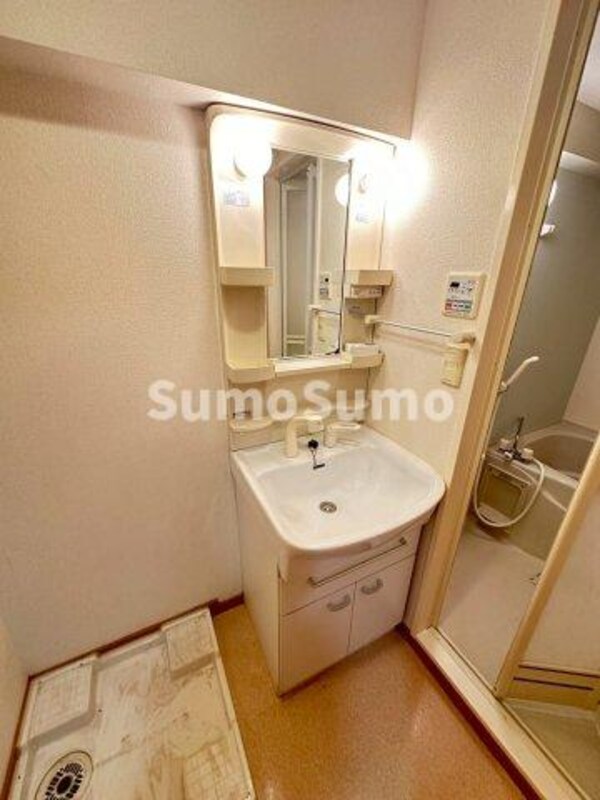 洗面・脱衣所(コンパクトで使いやすい洗面所)