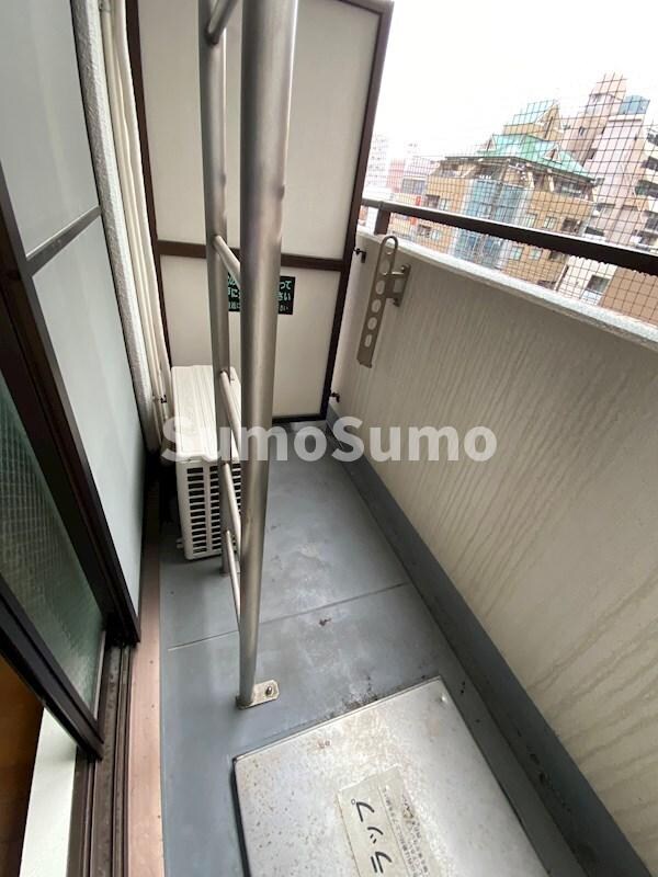 物件内観写真10　(落ち着いた時間を過ごせるバルコニーです)