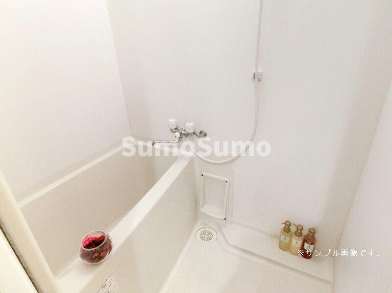 物件内観写真6　(ゆったり過ごせるお風呂です)