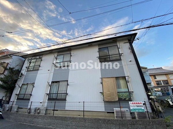 外観(落ち着いた雰囲気の外観です)