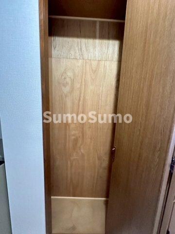 物件内観写真15　(こまごまとしたものを収納できそうですね)